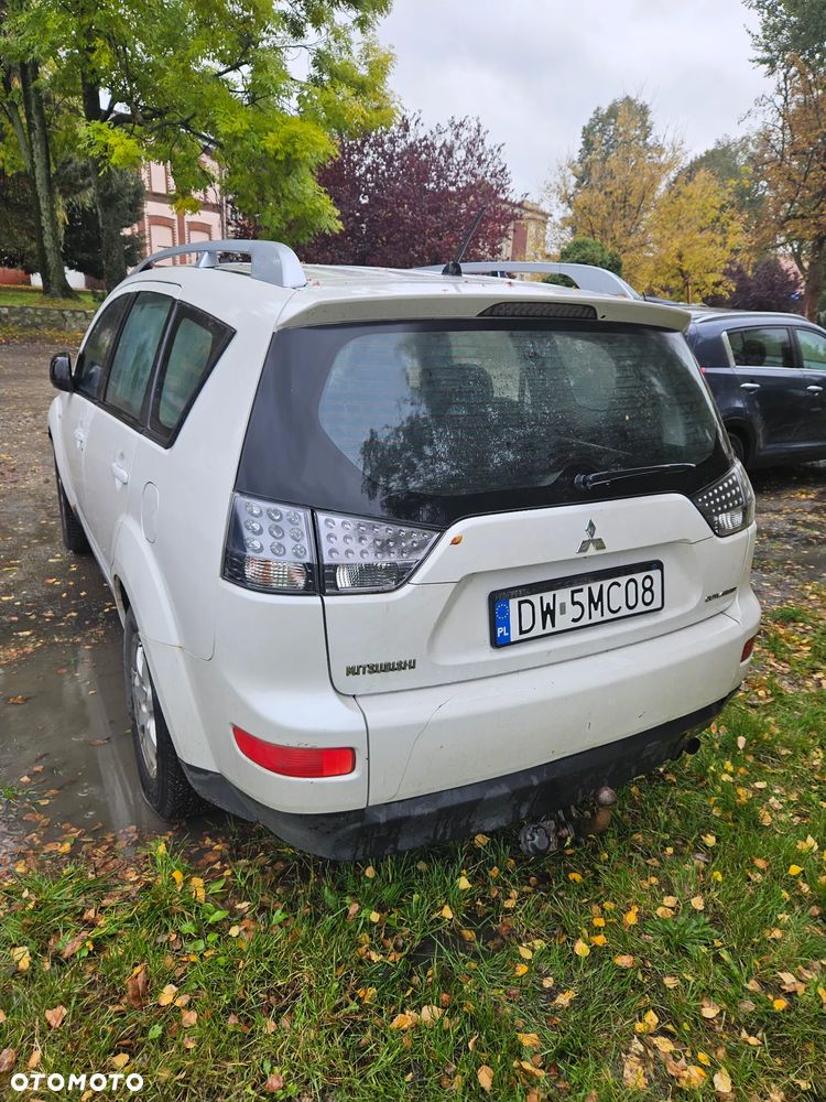 Mitsubishi Outlander 2.0 DID Intense - 33