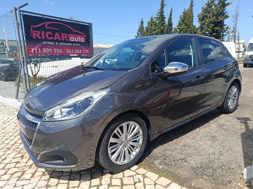 Peugeot 208 1.5 BlueHDi Signature - 3