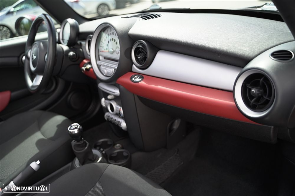 MINI Cabrio Cooper - 25