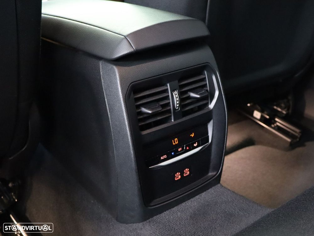 BMW 330 e Corporate Edition Auto - 12