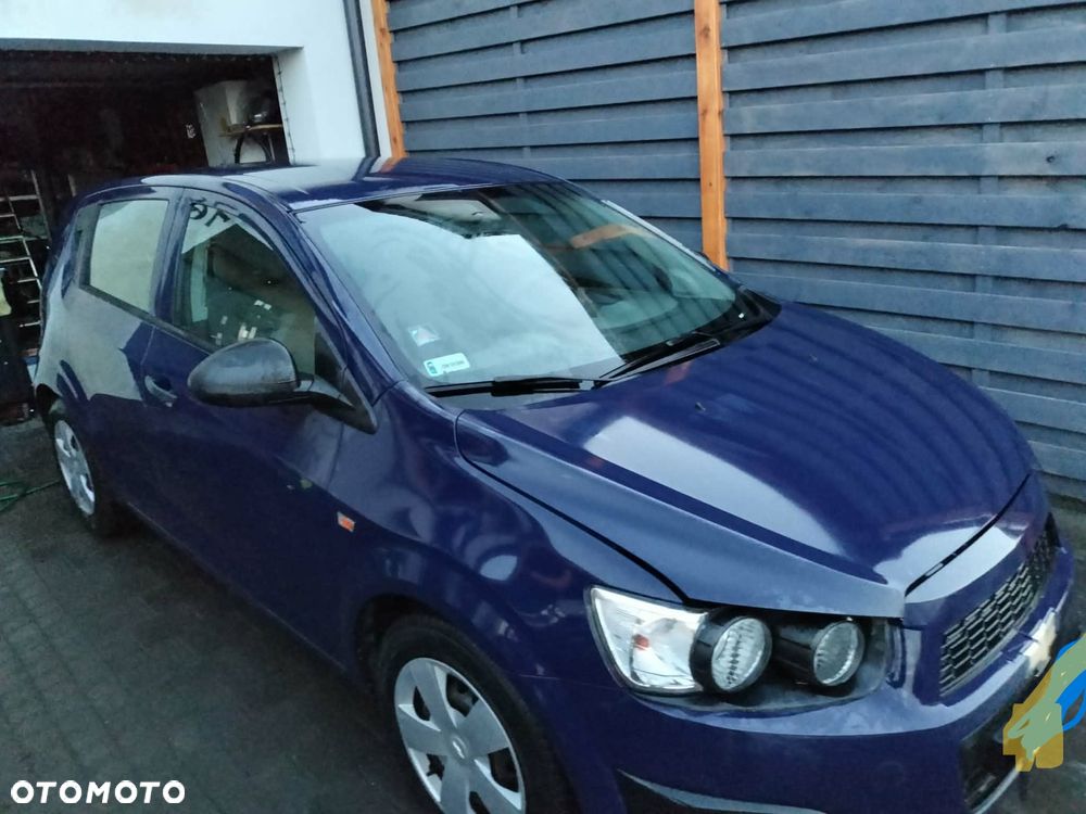 Chevrolet Aveo - 3