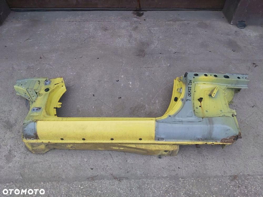 Toyota MR2 zzw30 1,8 vvti próg lewy słupek A B ćwiartka lewa bok - 1