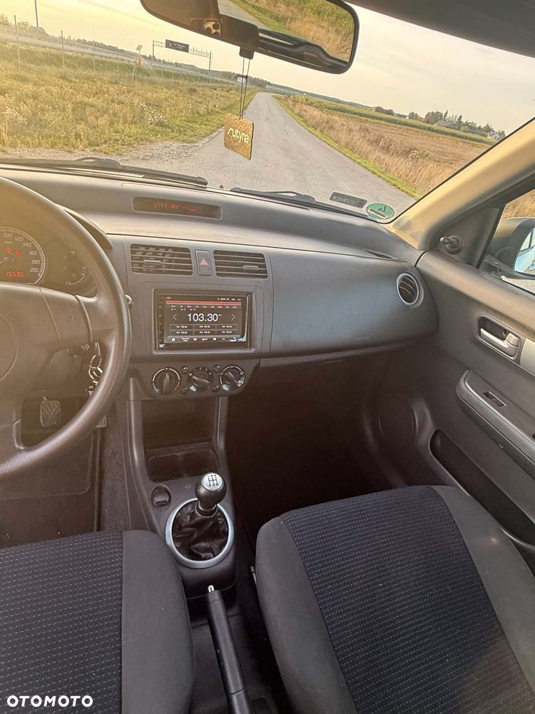 Suzuki Swift - 9