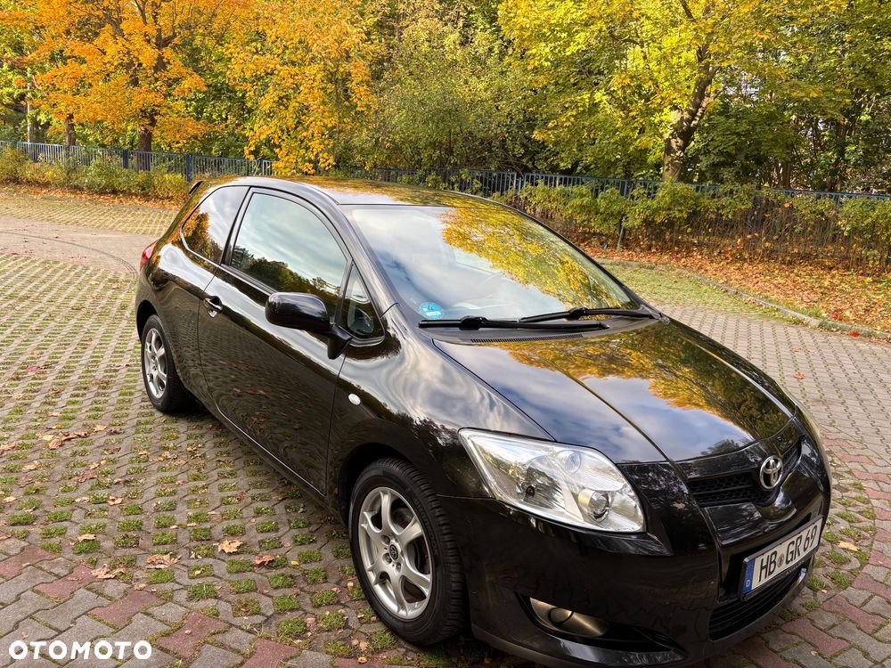 Toyota Auris 2008 photo 3