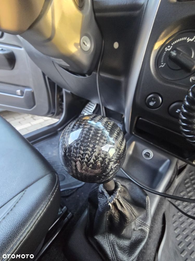 Suzuki Jimny 1.3 Elegance - 22
