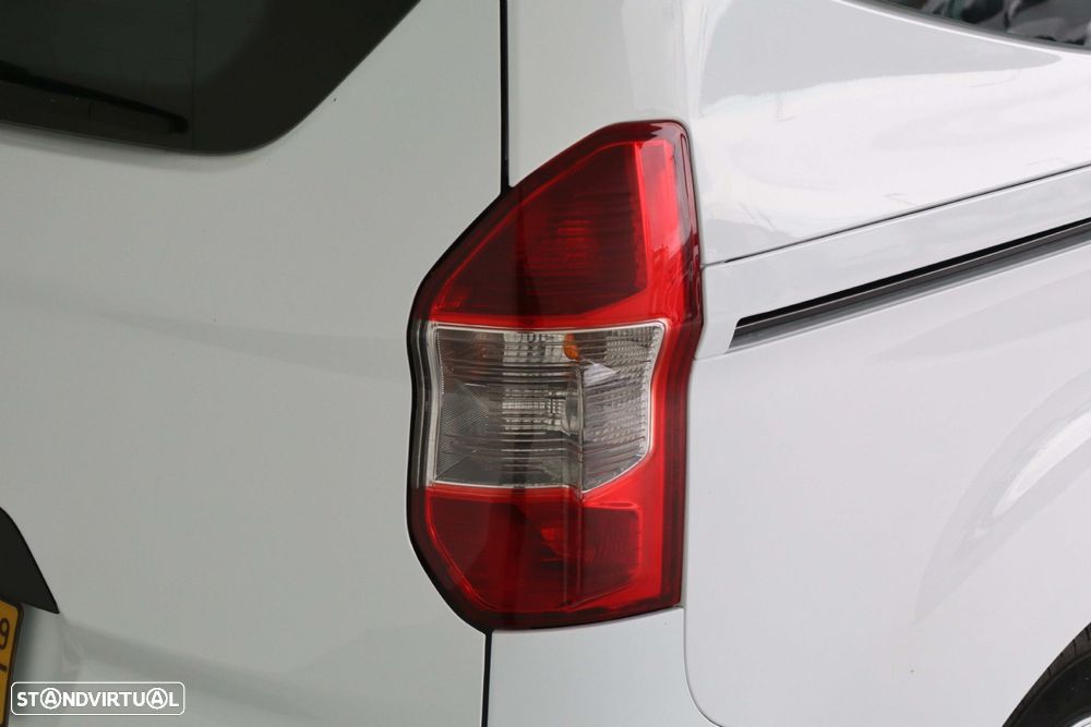 Ford Tourneo Courier 1.5 TDCi Ambiente - 8