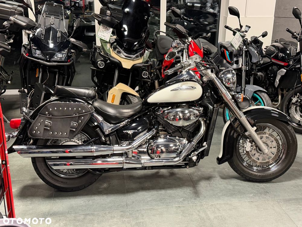 Suzuki VL 800 Volusia - 4