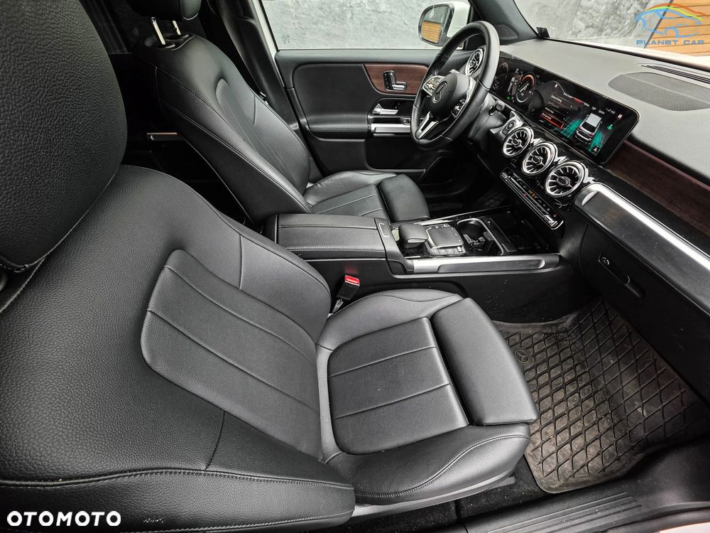 Mercedes-Benz EQB 250+ - 18