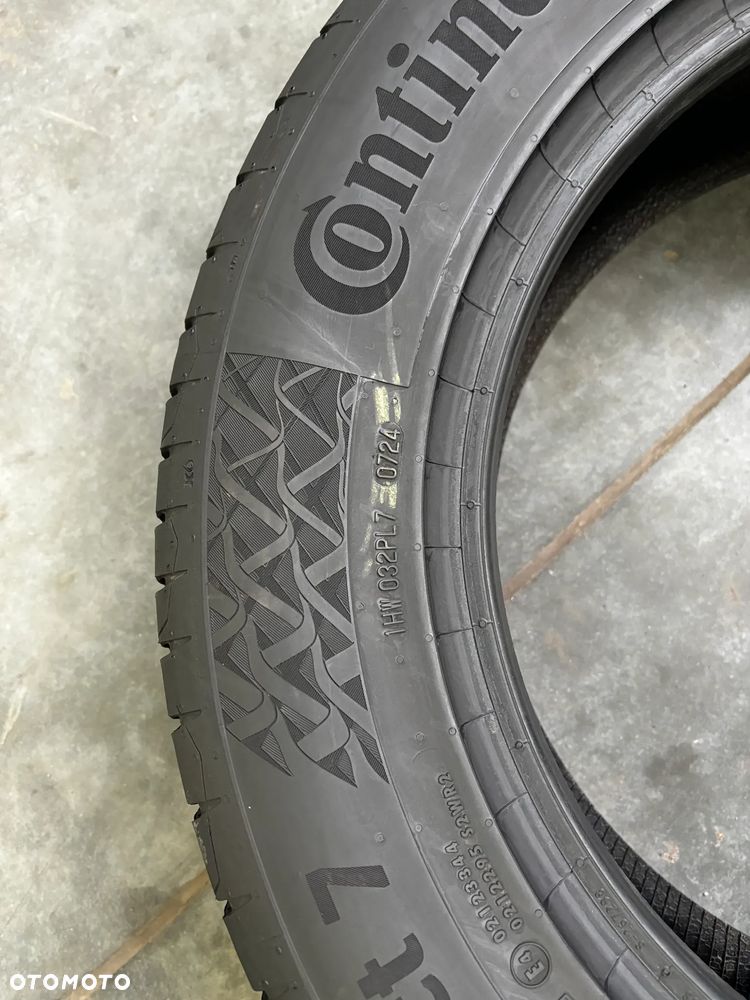 Opony letnie Continental PremiumContact 7 - 215/65R17 - 4