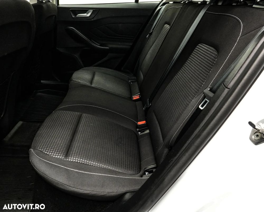 Ford Focus 1.5 EcoBlue Titanium Business - 15