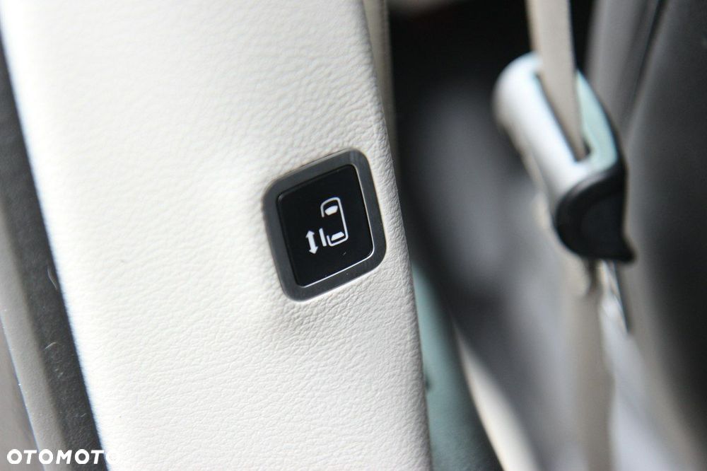 Chrysler Pacifica - 37