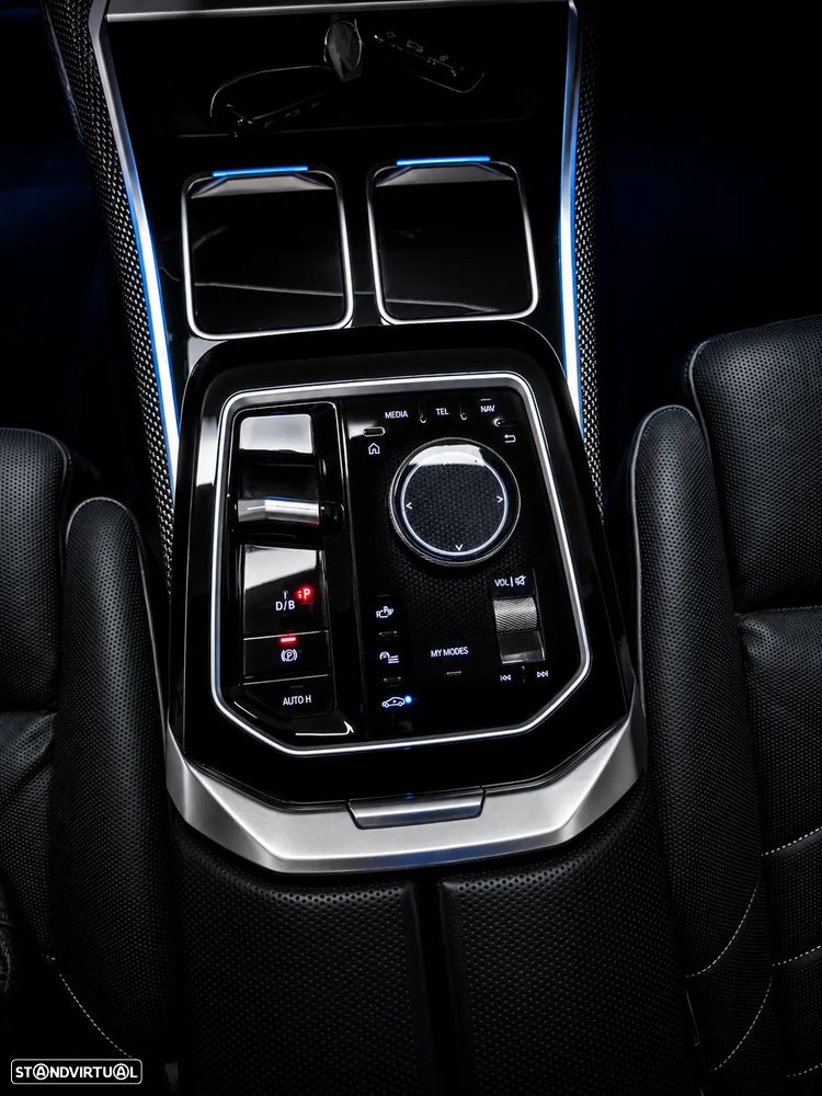 BMW i7 xDrive50 - 26