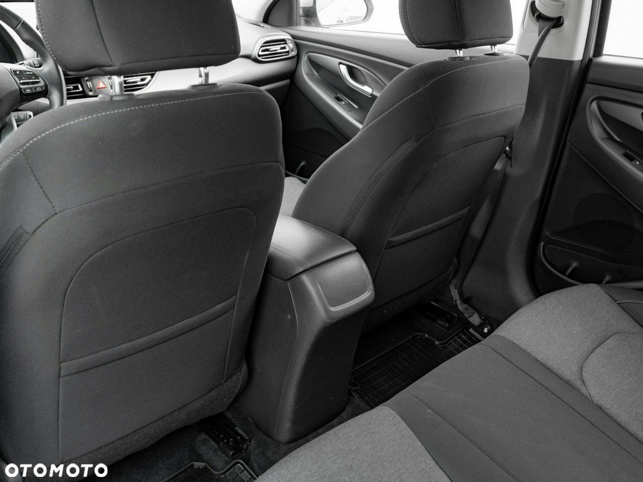 Hyundai i30 1.5 DPI Smart - 28