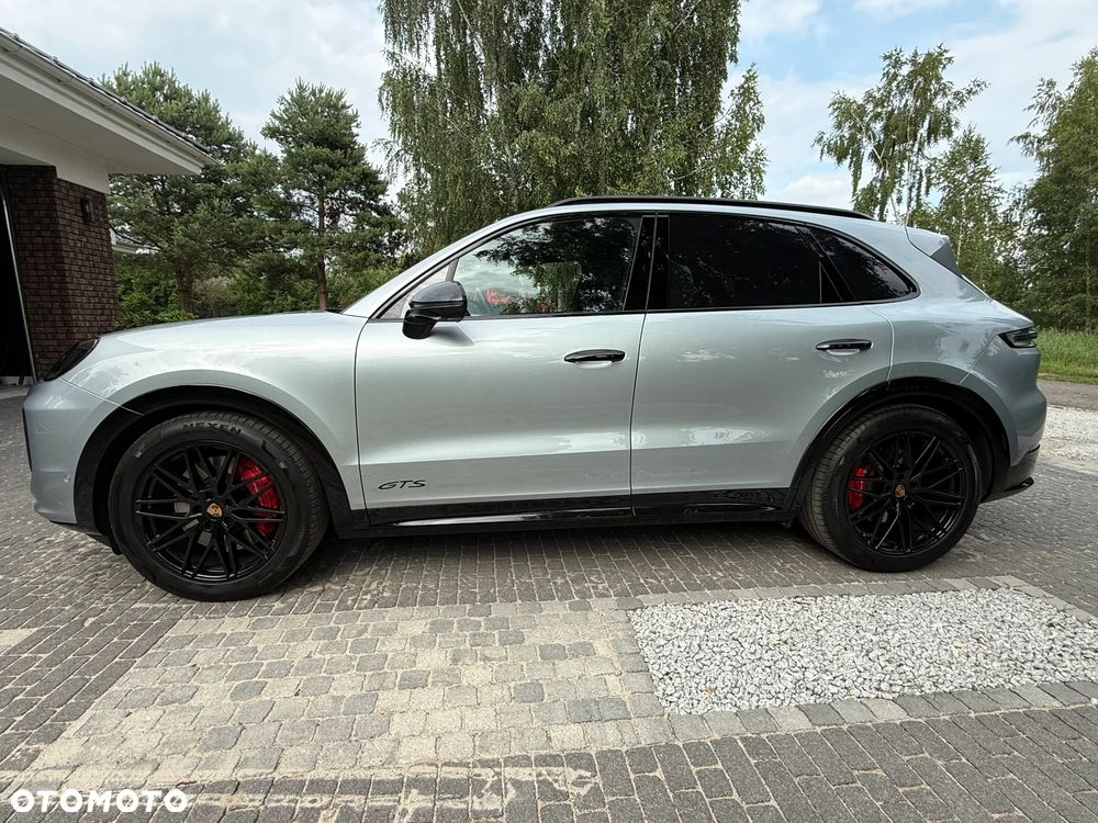 Porsche Cayenne - 6