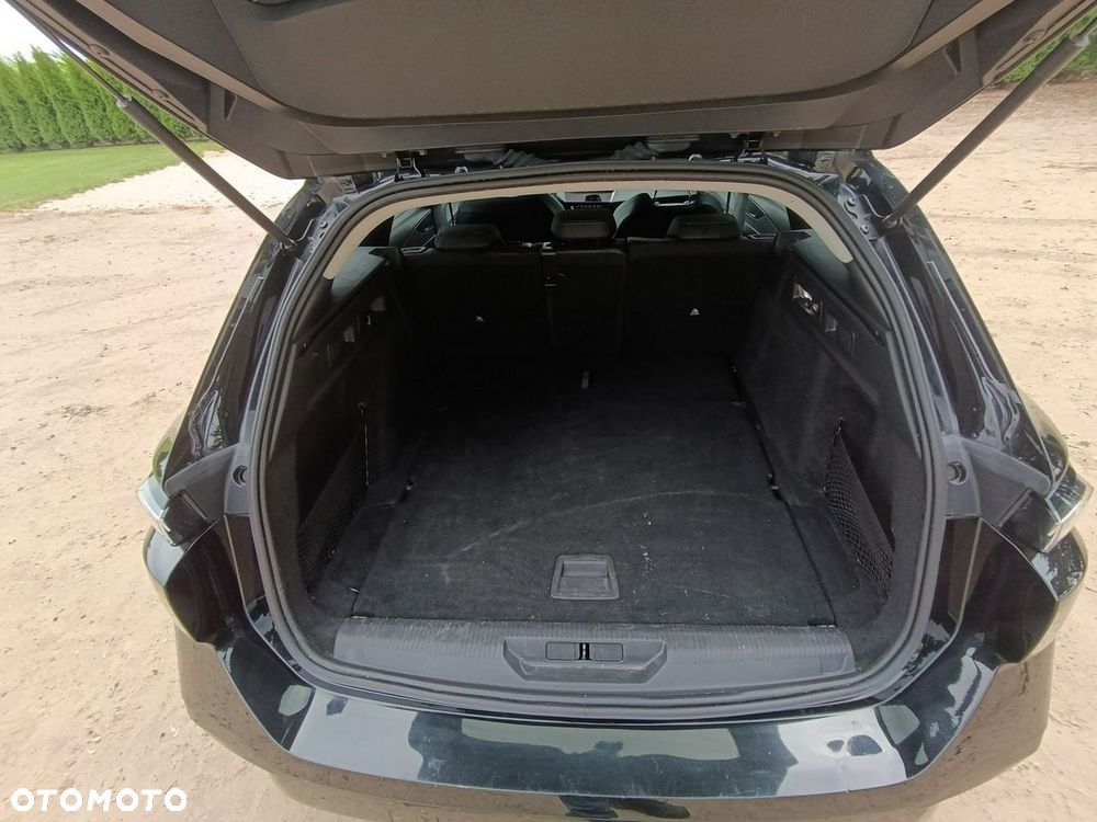 Peugeot 308 - 10