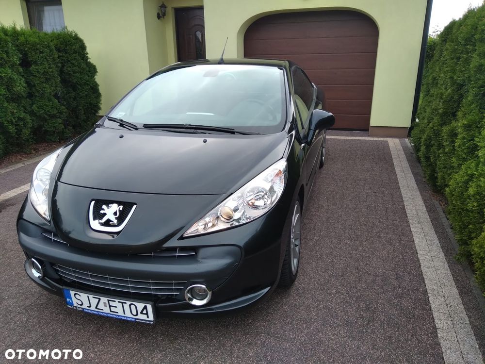 Peugeot 207 CC - 2