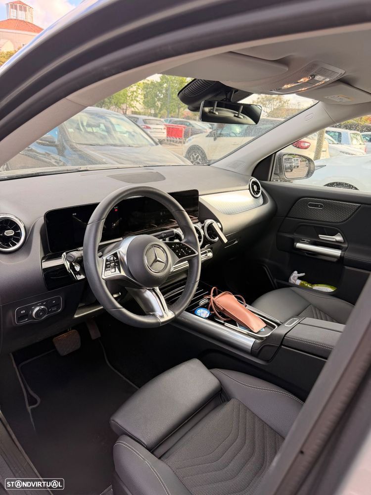 Mercedes-Benz GLA 180 d - 6