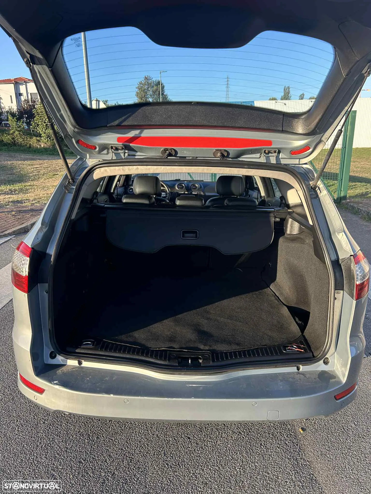 Ford Mondeo SW - 9