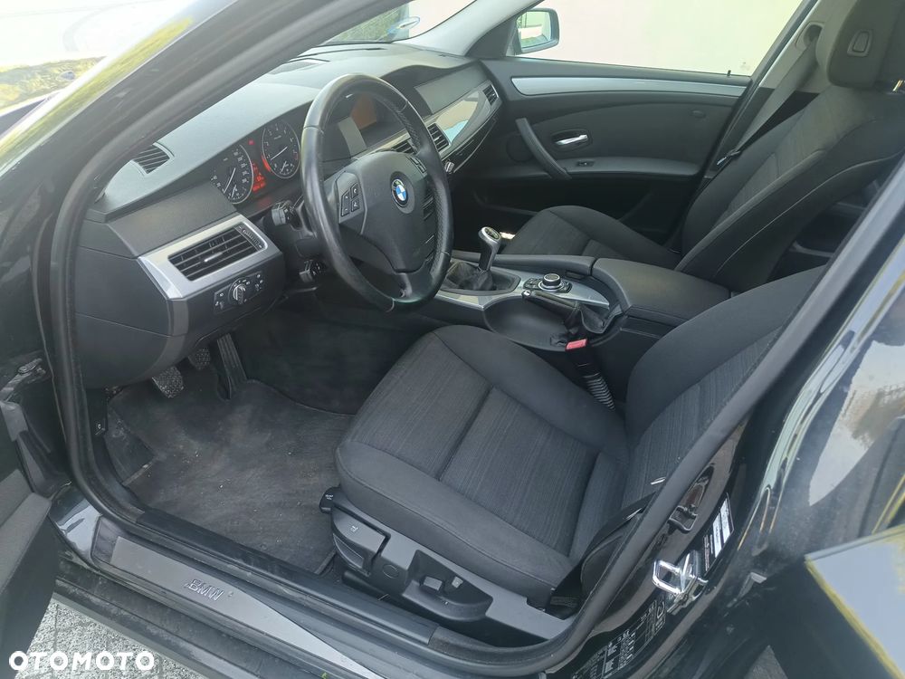 BMW Seria 5 520i Edition Sport - 8