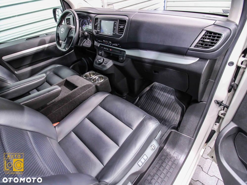 Toyota Proace Verso 2.0 D4-D Medium VIP - 11