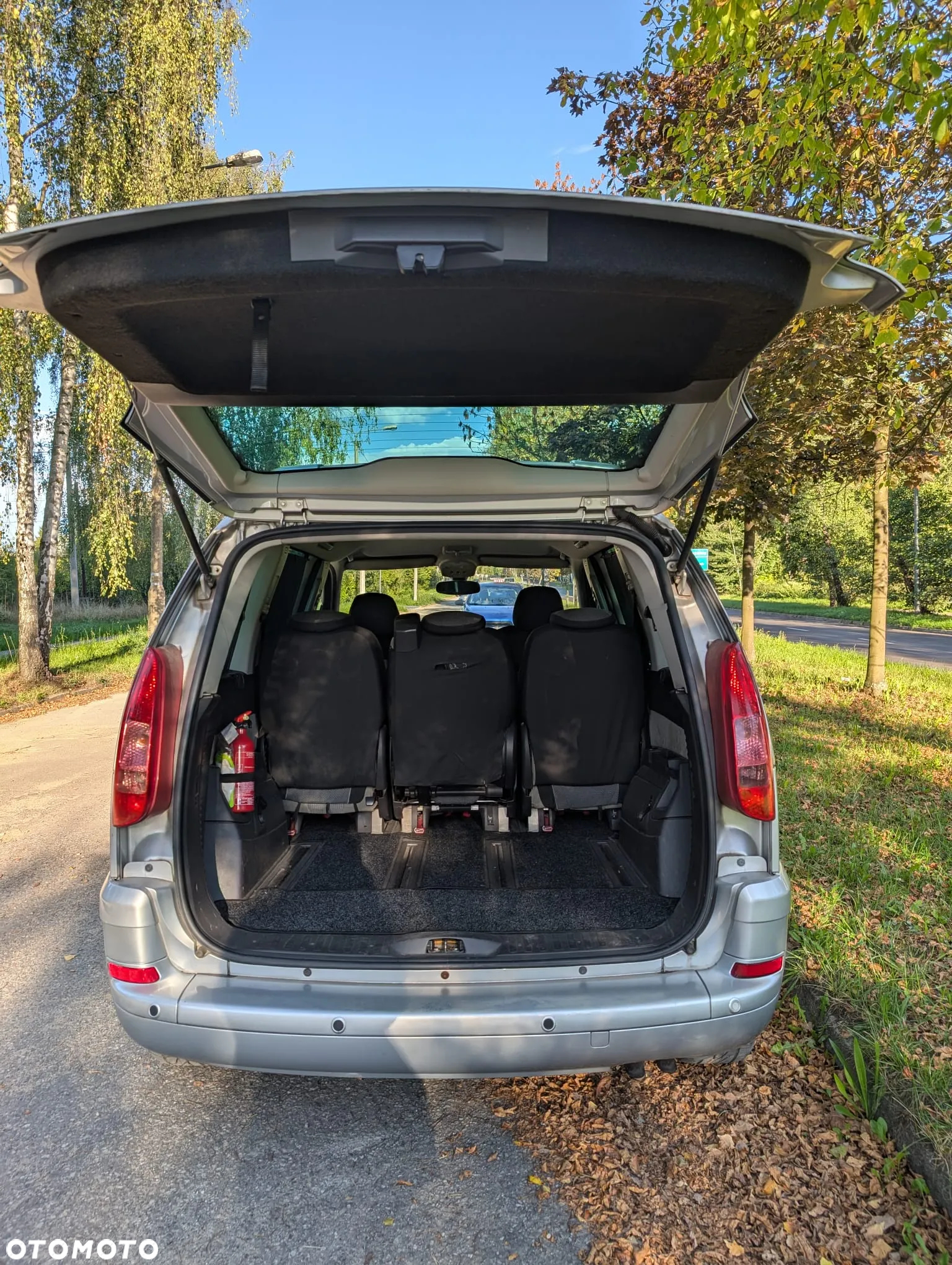 Peugeot 807 2.2 HDi ST - 11