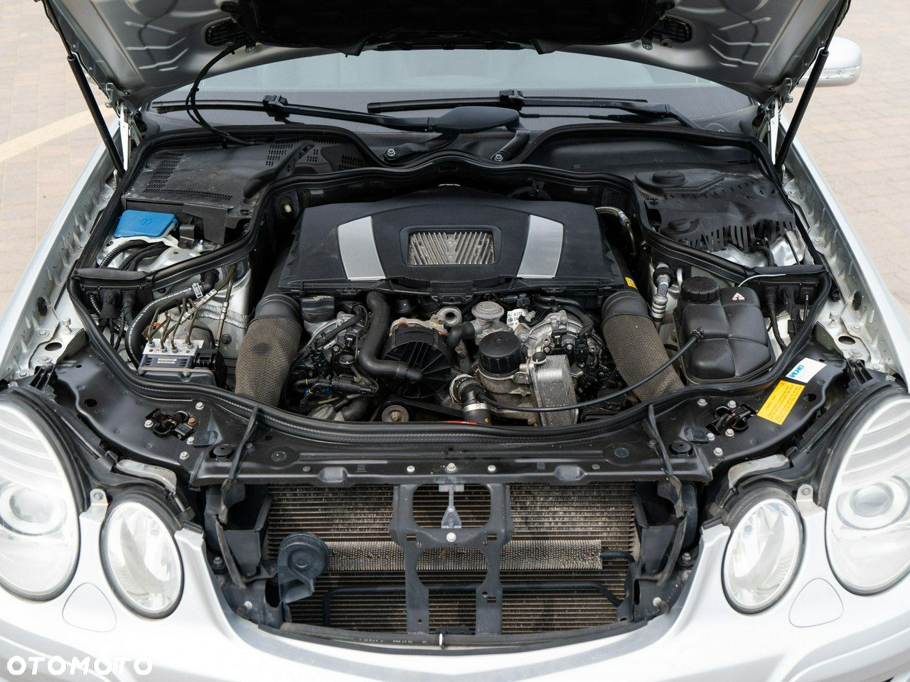 Mercedes-Benz Klasa E - 33