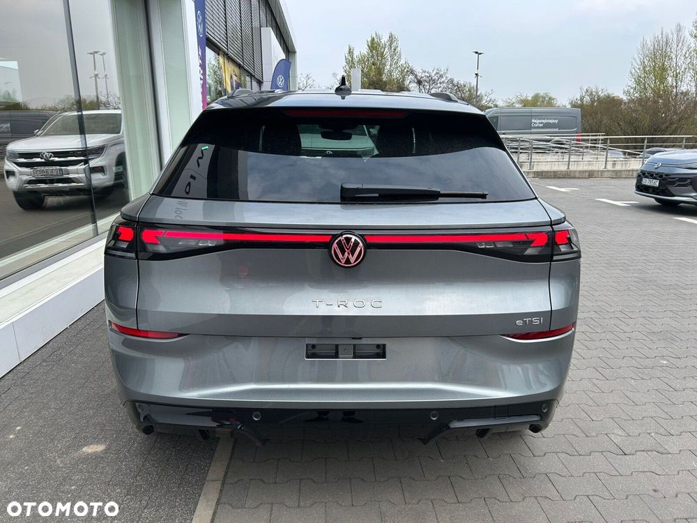 Volkswagen T-Roc - 10