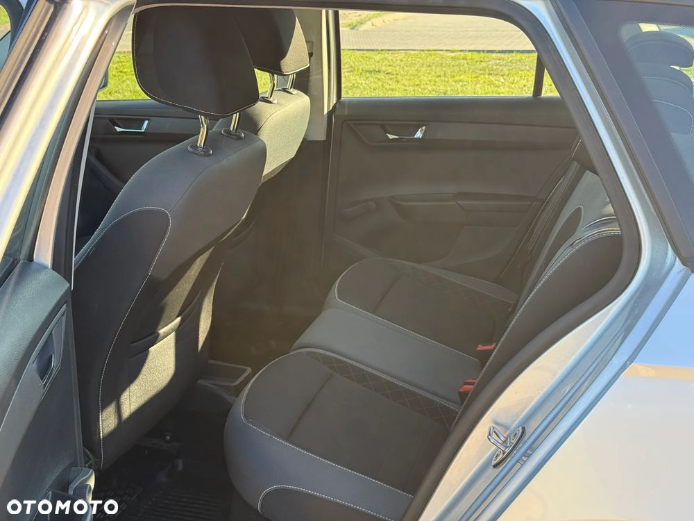 Skoda Fabia 1.0 TSI Ambition - 11