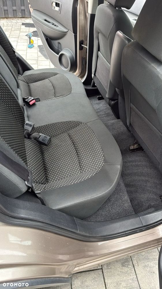 Nissan Qashqai 1.5 dCi DPF acenta - 7