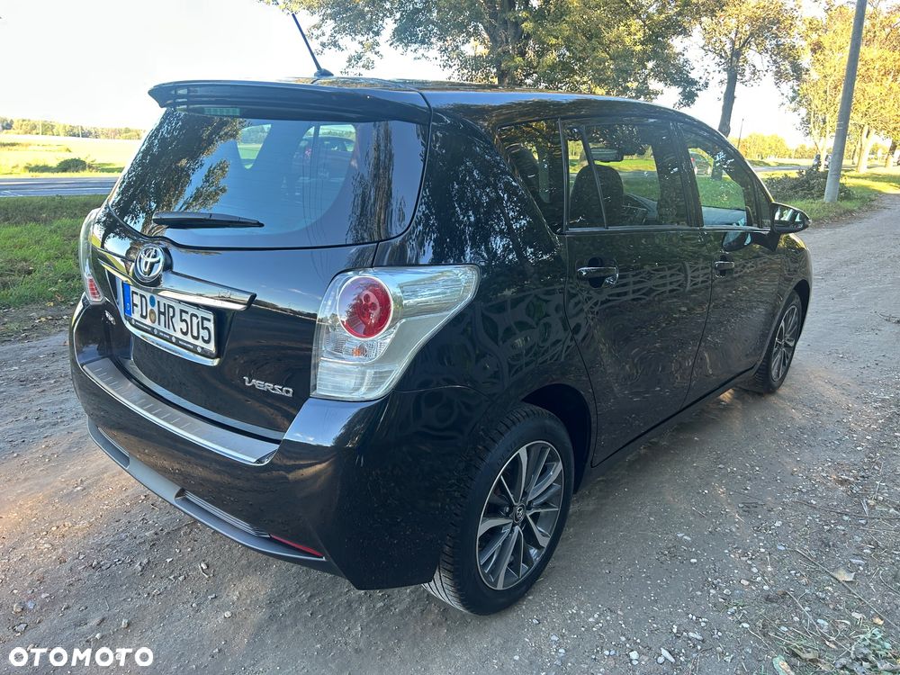 Toyota Verso 1.8 7-Sitzer Skyview Edition - 37