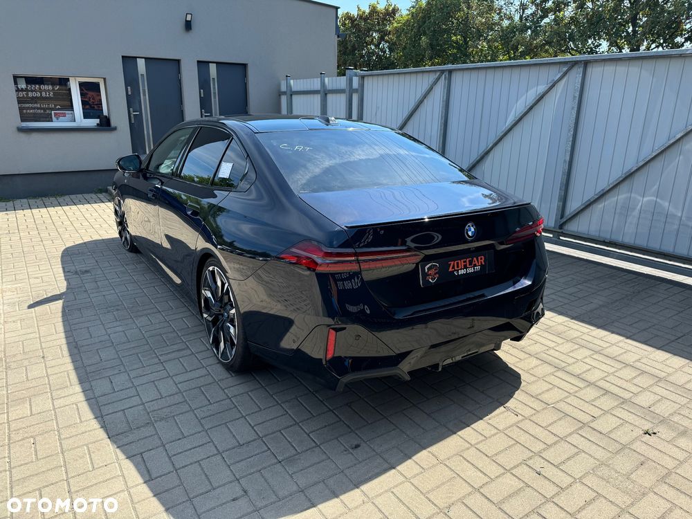 BMW i5 83.9kWh eDrive40 M Sport Edition - 3