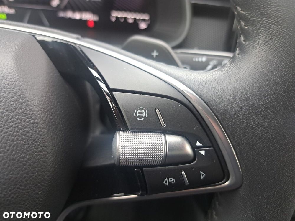 Skoda Kamiq 1.0 TSI Selection DSG - 25