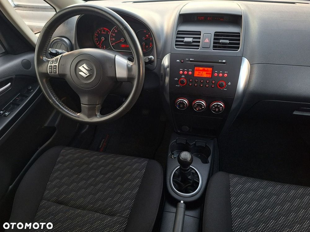 Suzuki SX4 - 13