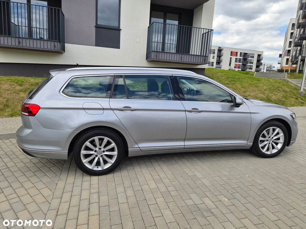 Volkswagen Passat 2.0 TDI SCR DSG Highline - 18
