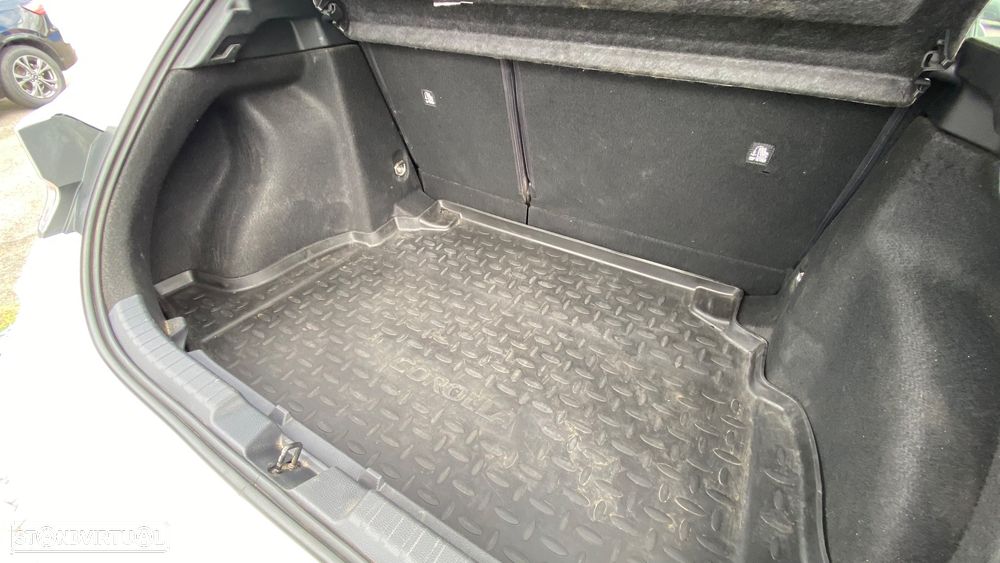 Toyota Corolla 1.8 Hybrid Comfort - 14