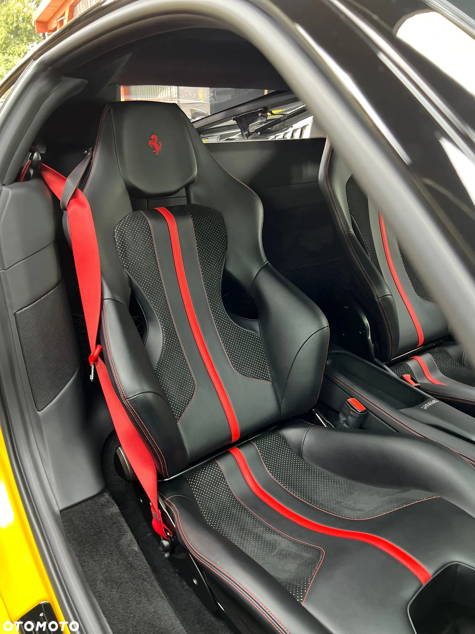 Ferrari F8 Tributo - 9