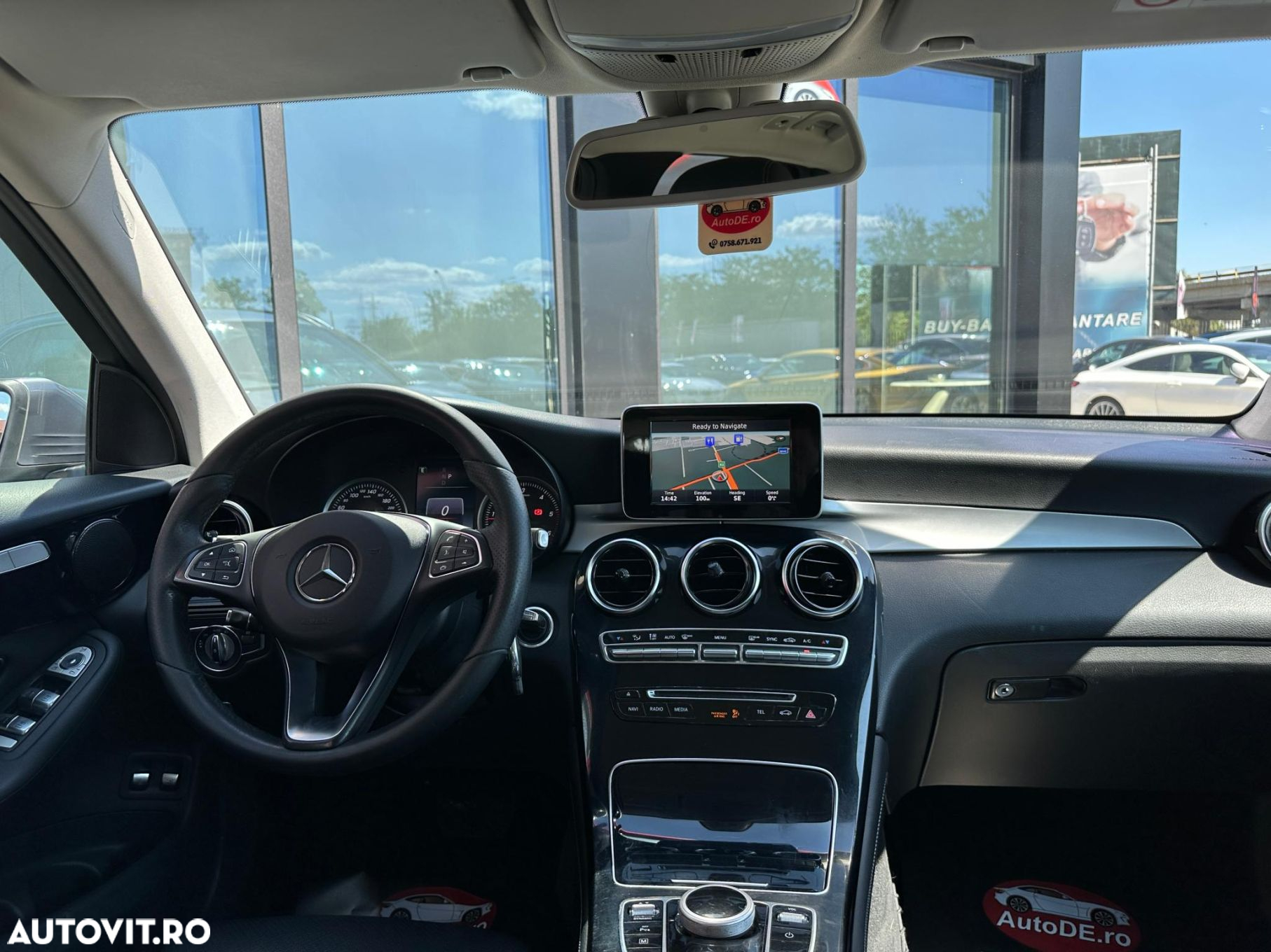 Mercedes-Benz GLC - 6