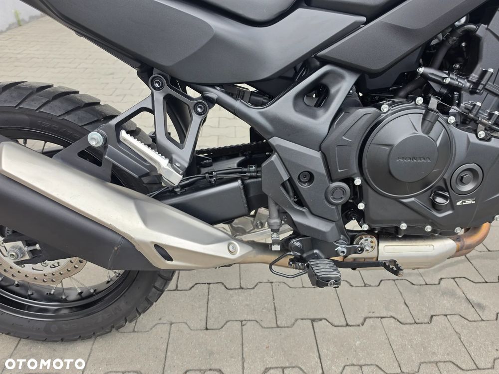 Honda XL - 23