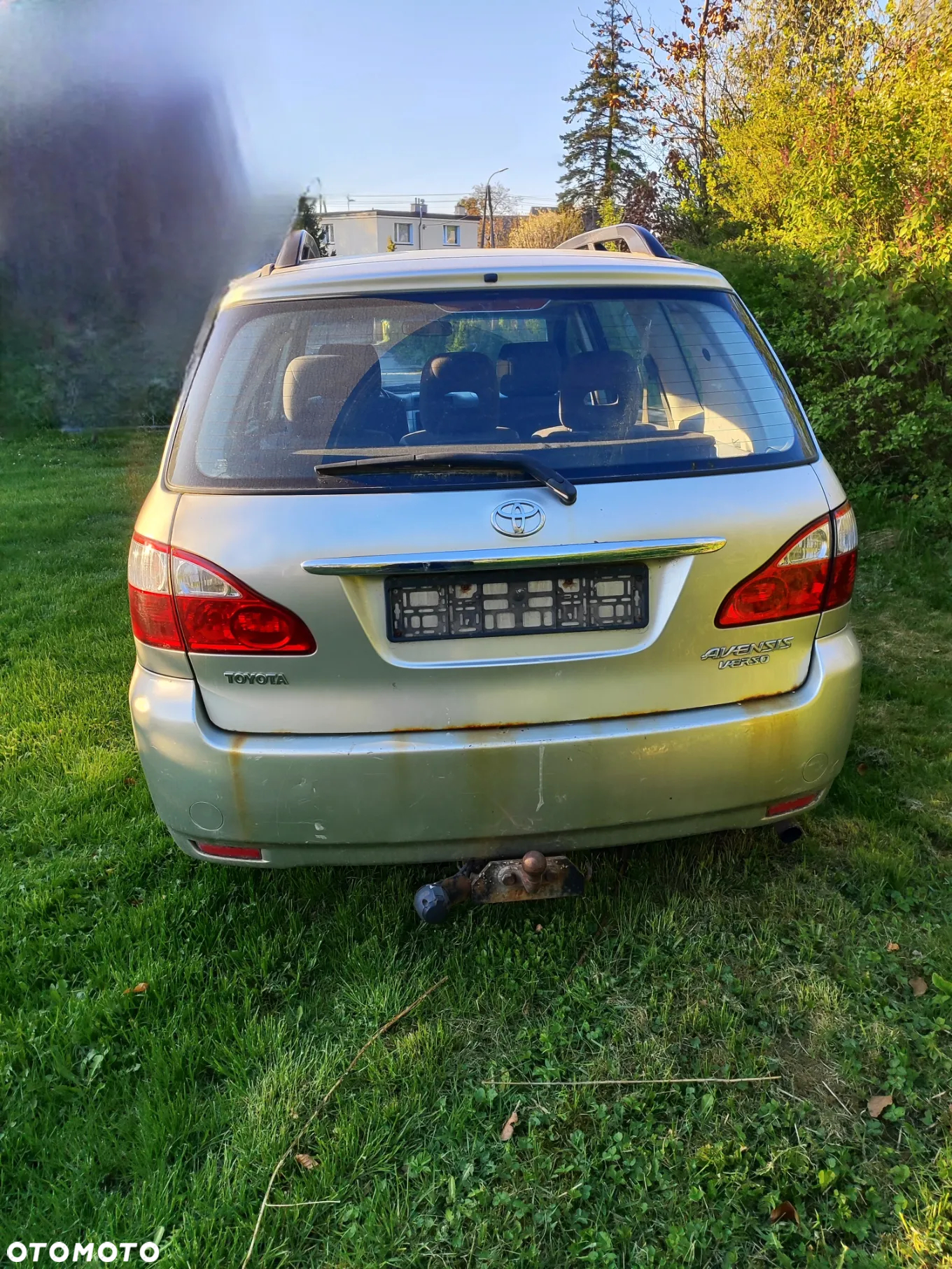 Toyota Avensis Verso - 7