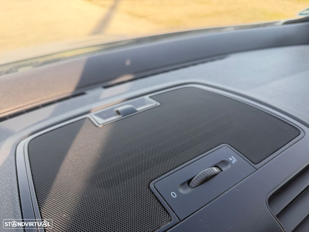 VW Golf 2.0 GTI Edition 35 - 21