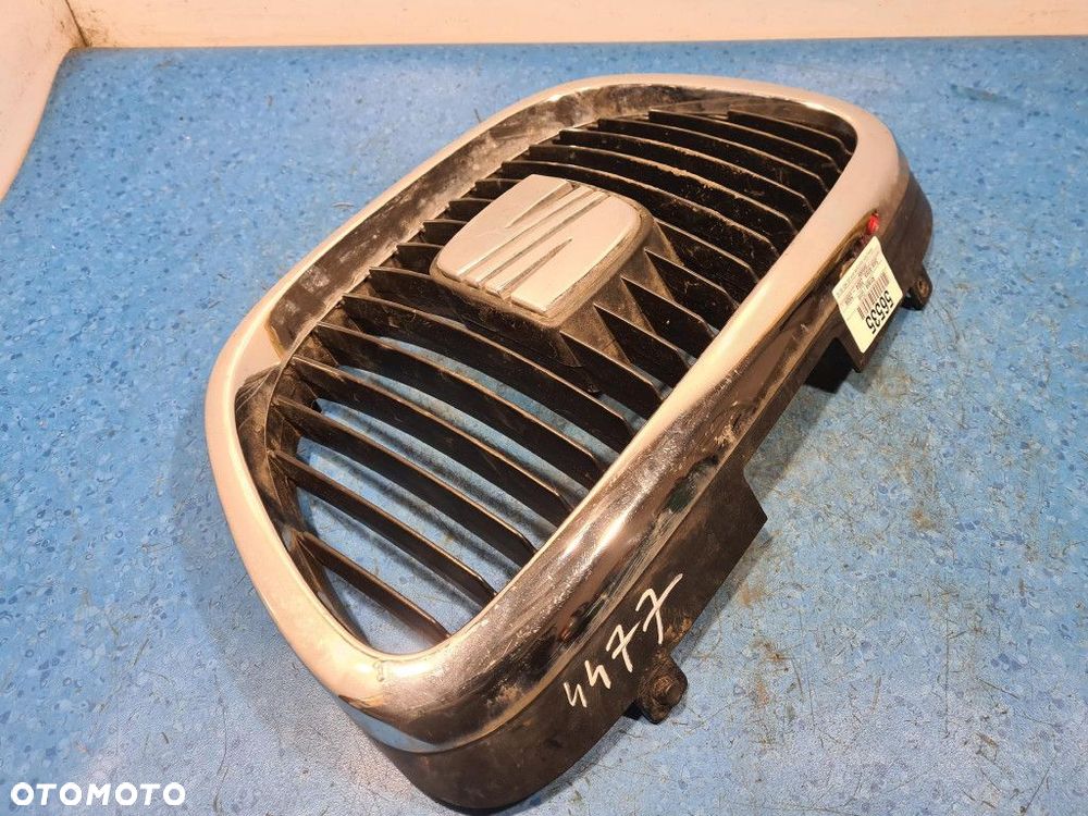 SEAT ALTEA  I ATRAPA / GRILL - 4