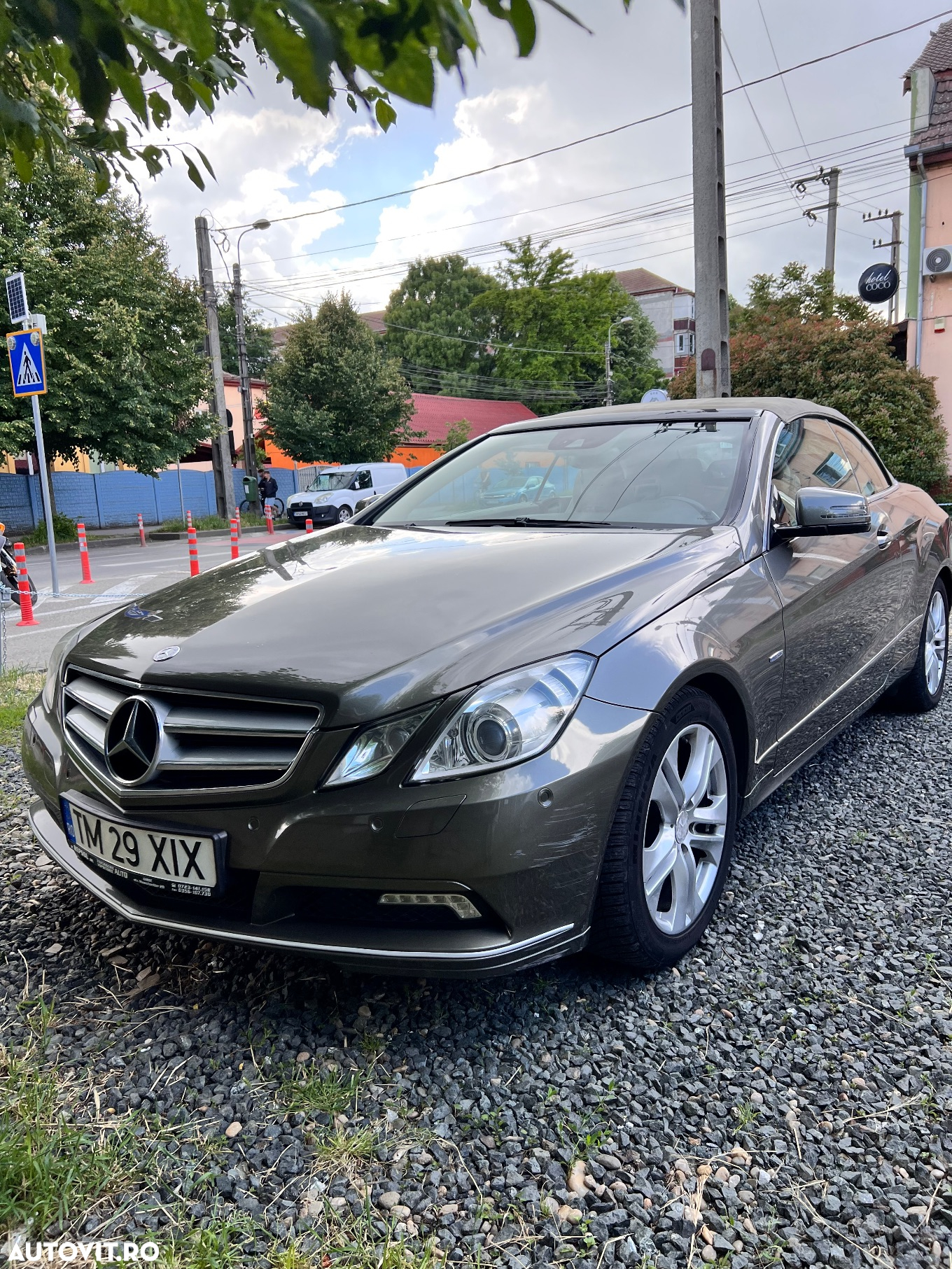 Mercedes-Benz E 200 CGI BlueEfficiency Automatik - 9