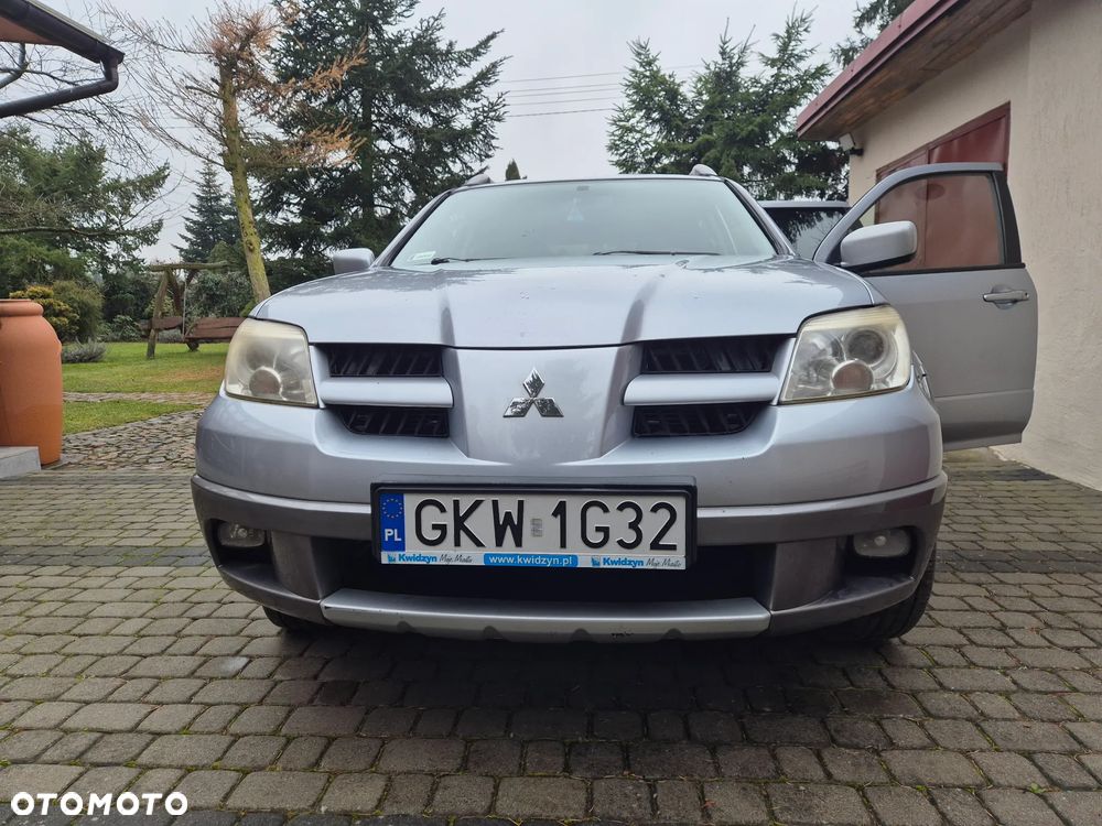 Mitsubishi Outlander 2.0 Comfort 4WD - 1