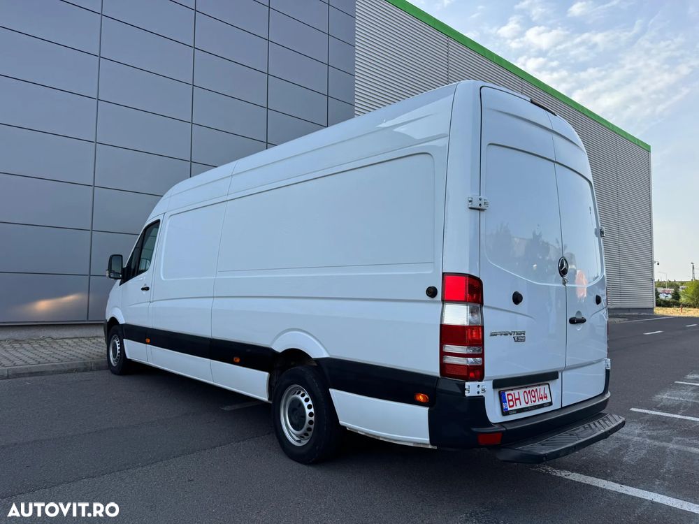 Mercedes-Benz Sprinter - 4
