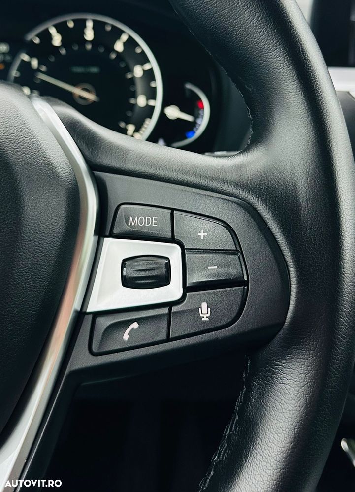 BMW X3 xDrive20i Aut. xLine - 27