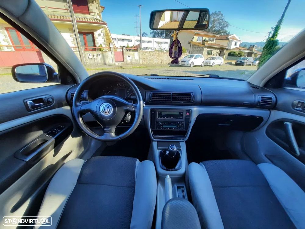 VW Passat Variant 1.9 TDi Confortline - 10