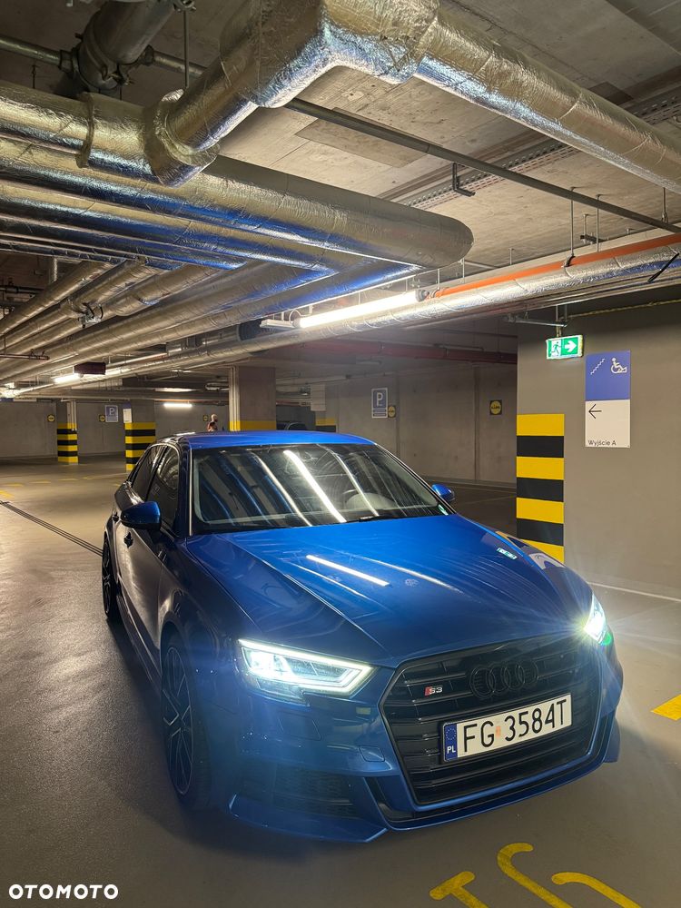 Audi S3 S tronic - 1