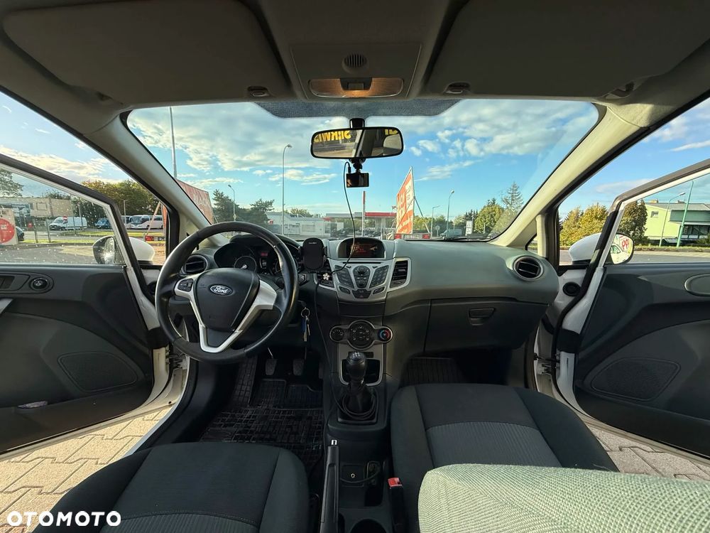 Ford Fiesta - 7