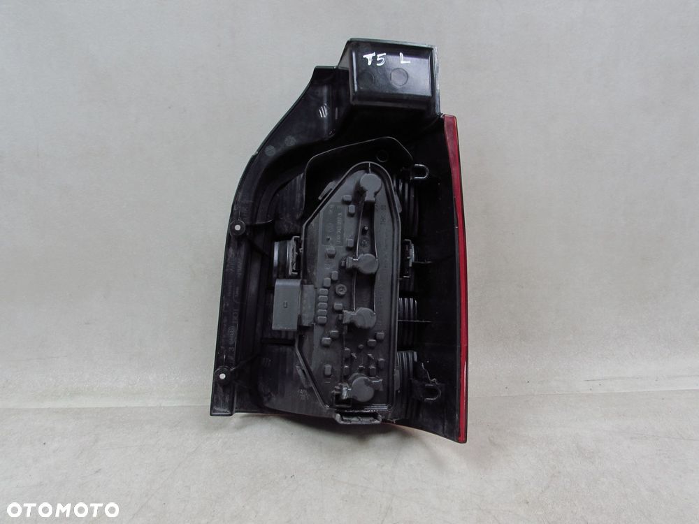 VW TRANSPORTER MULTIVAN T5 LIFT 09-15 LAMPA TYL LEWA DRZWI SKRZYDELKA 7H0945095L - 6