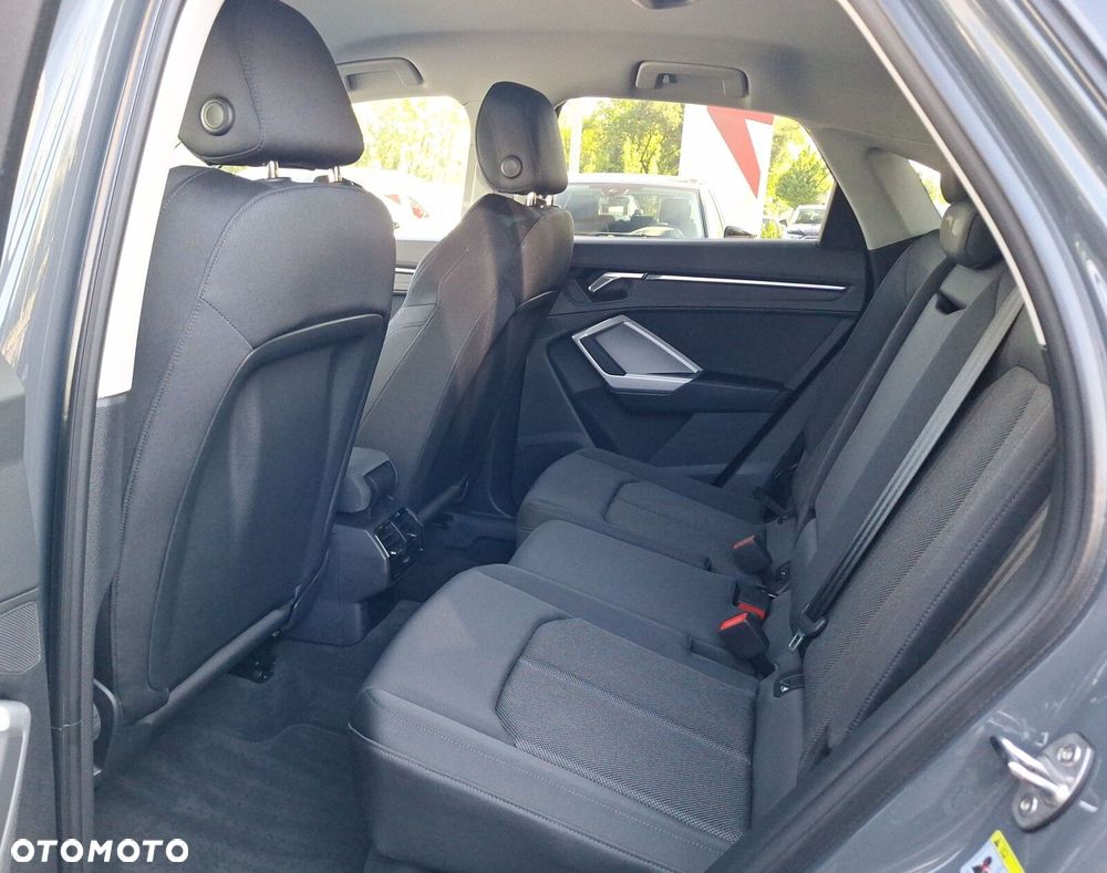 Audi Q3 Sportback - 22